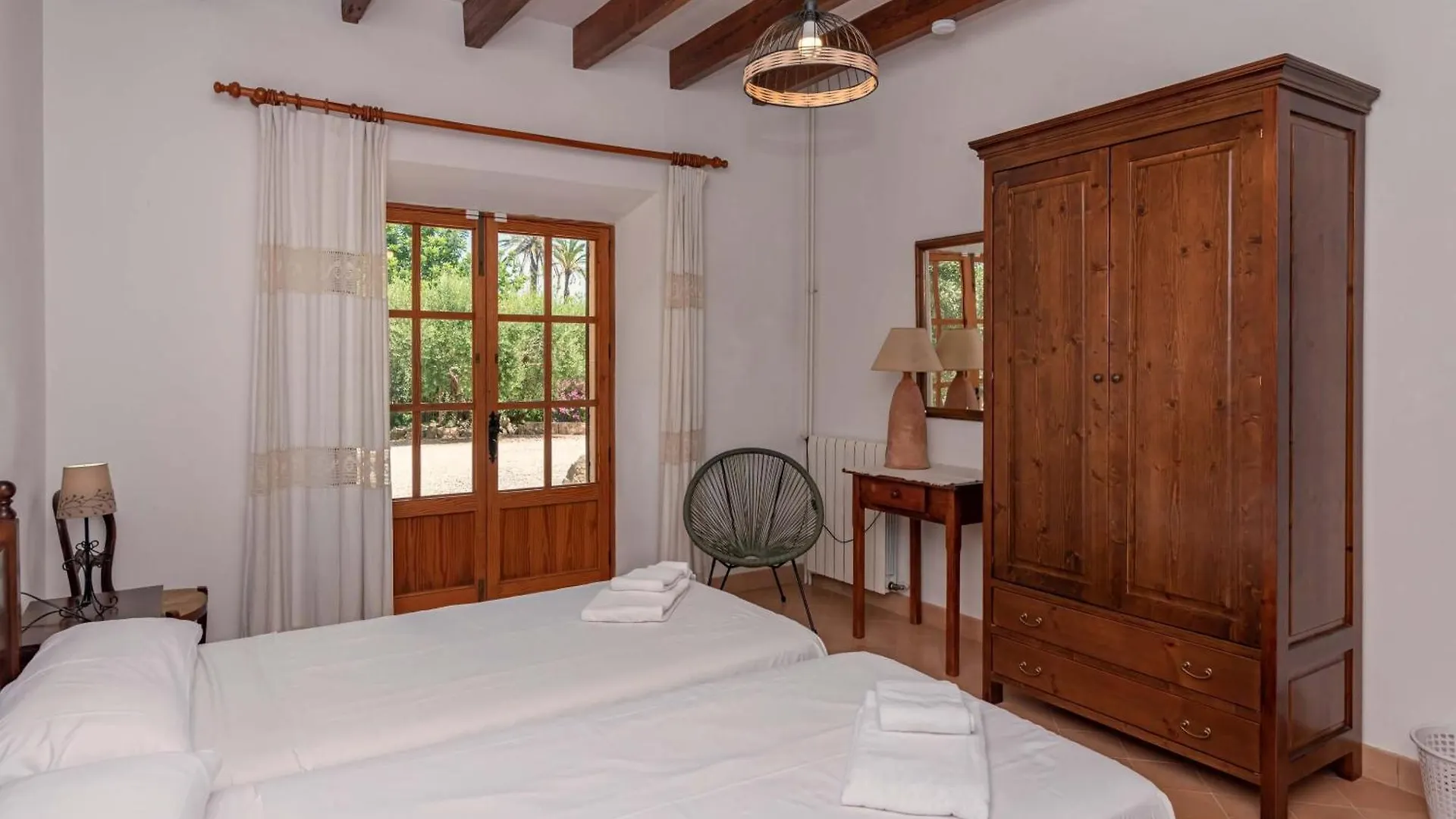 Villa Can Toni By Sealand Villas Pollenca Spain