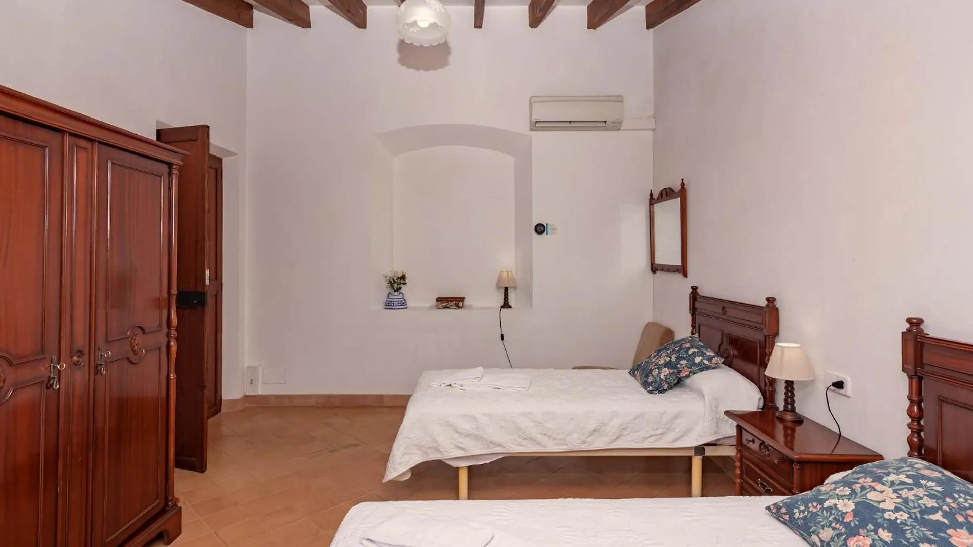 Villa Can Toni By Sealand Villas Pollenca