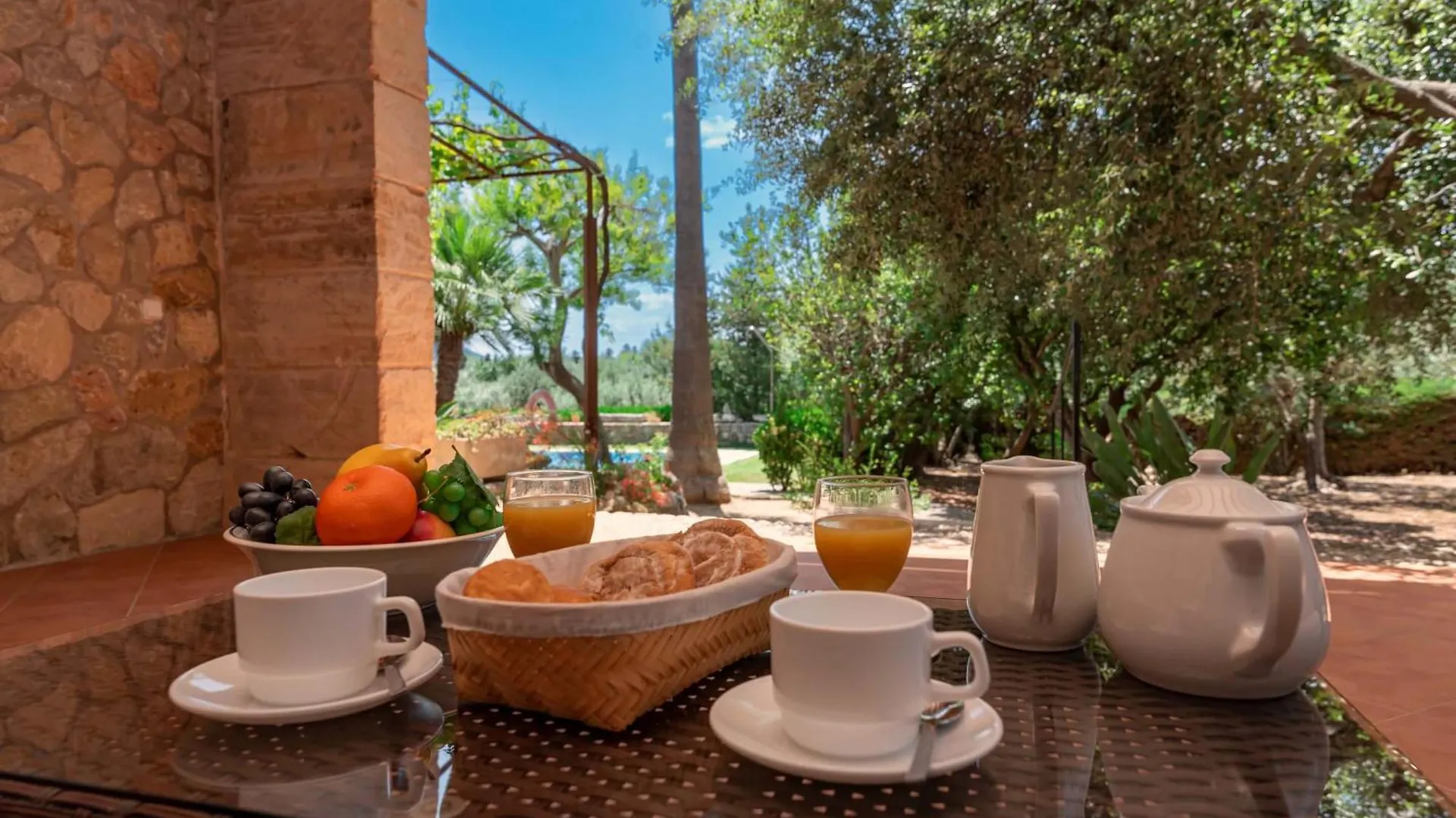 Villa Can Toni By Sealand Villas Pollenca Spain