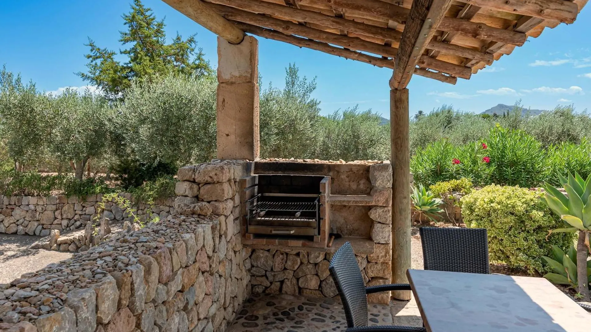 Villa Can Toni By Sealand Villas Pollenca