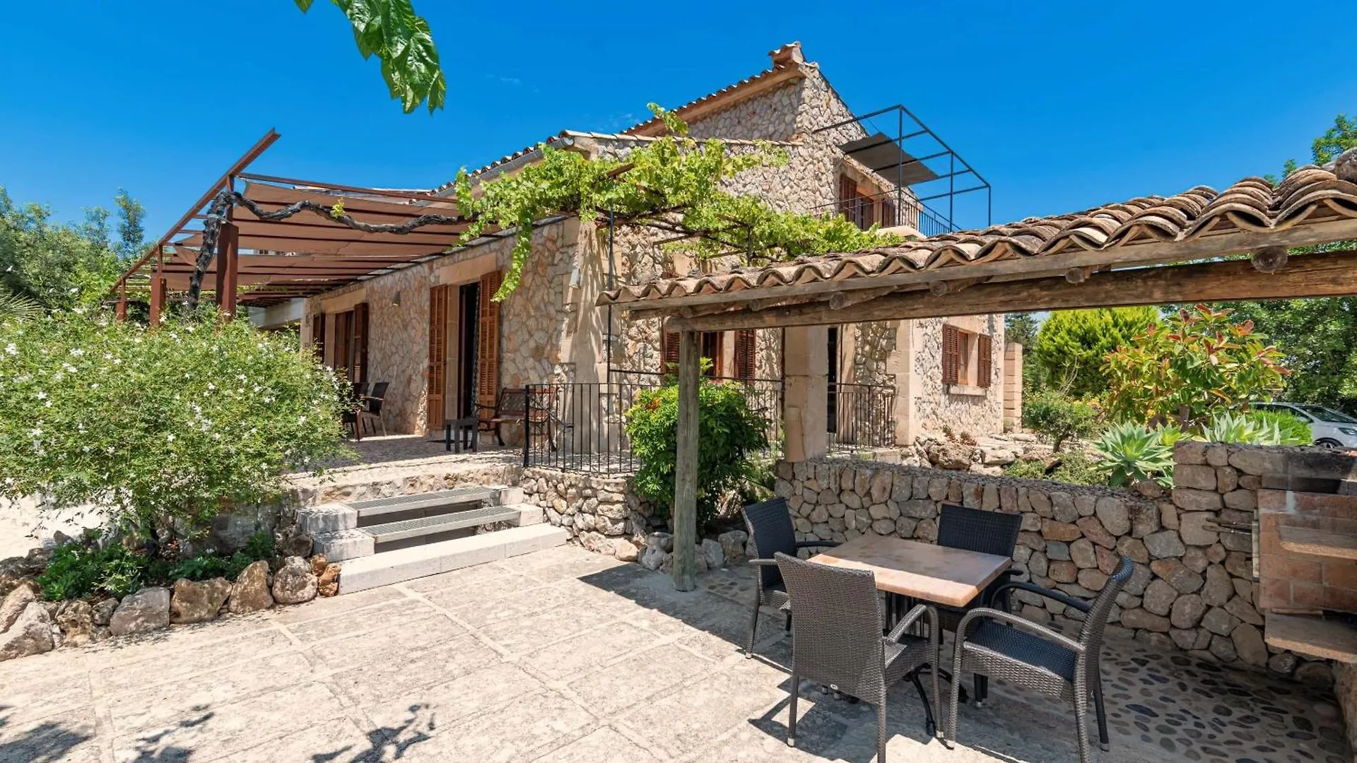 Villa Can Toni By Sealand Villas Pollenca Spain